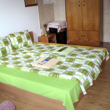 Guest House Familia Samovodene Εξωτερικό φωτογραφία