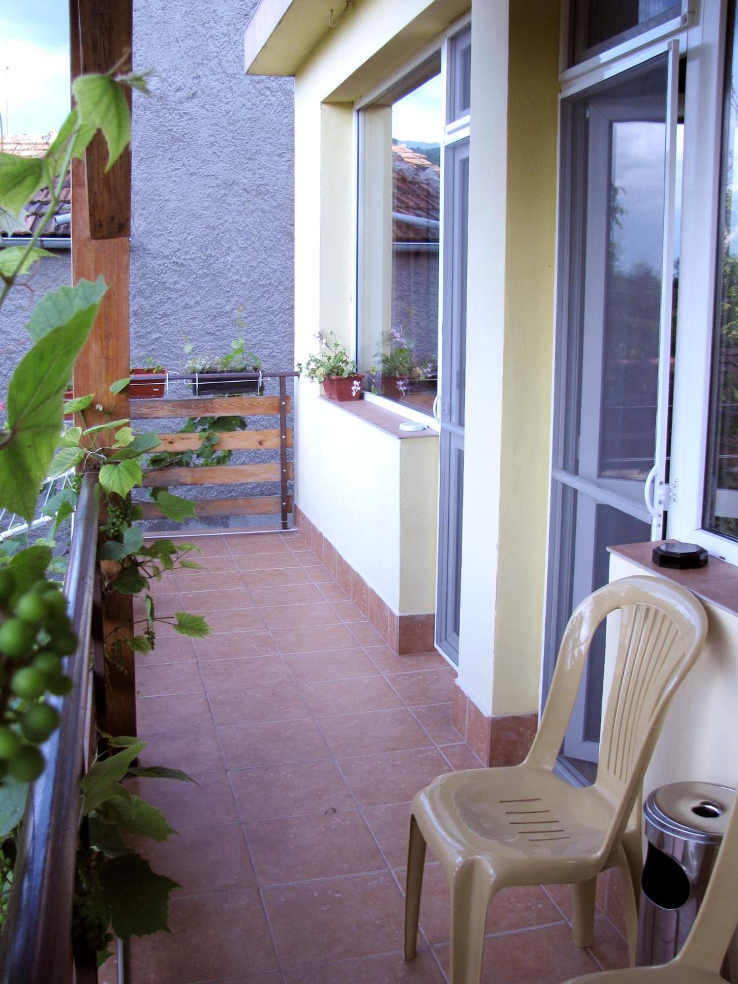 Guest House Familia Samovodene Εξωτερικό φωτογραφία