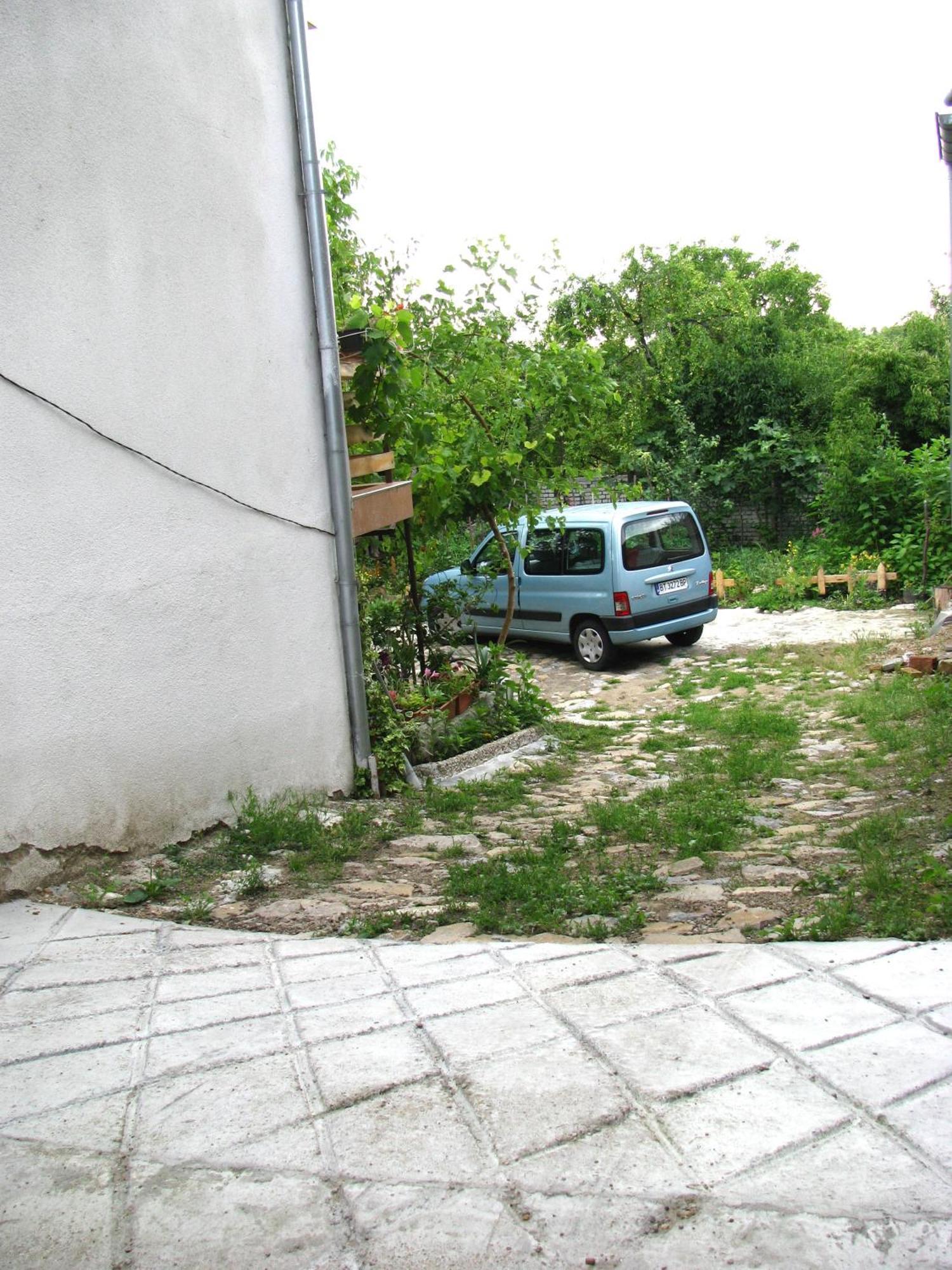 Guest House Familia Samovodene Εξωτερικό φωτογραφία