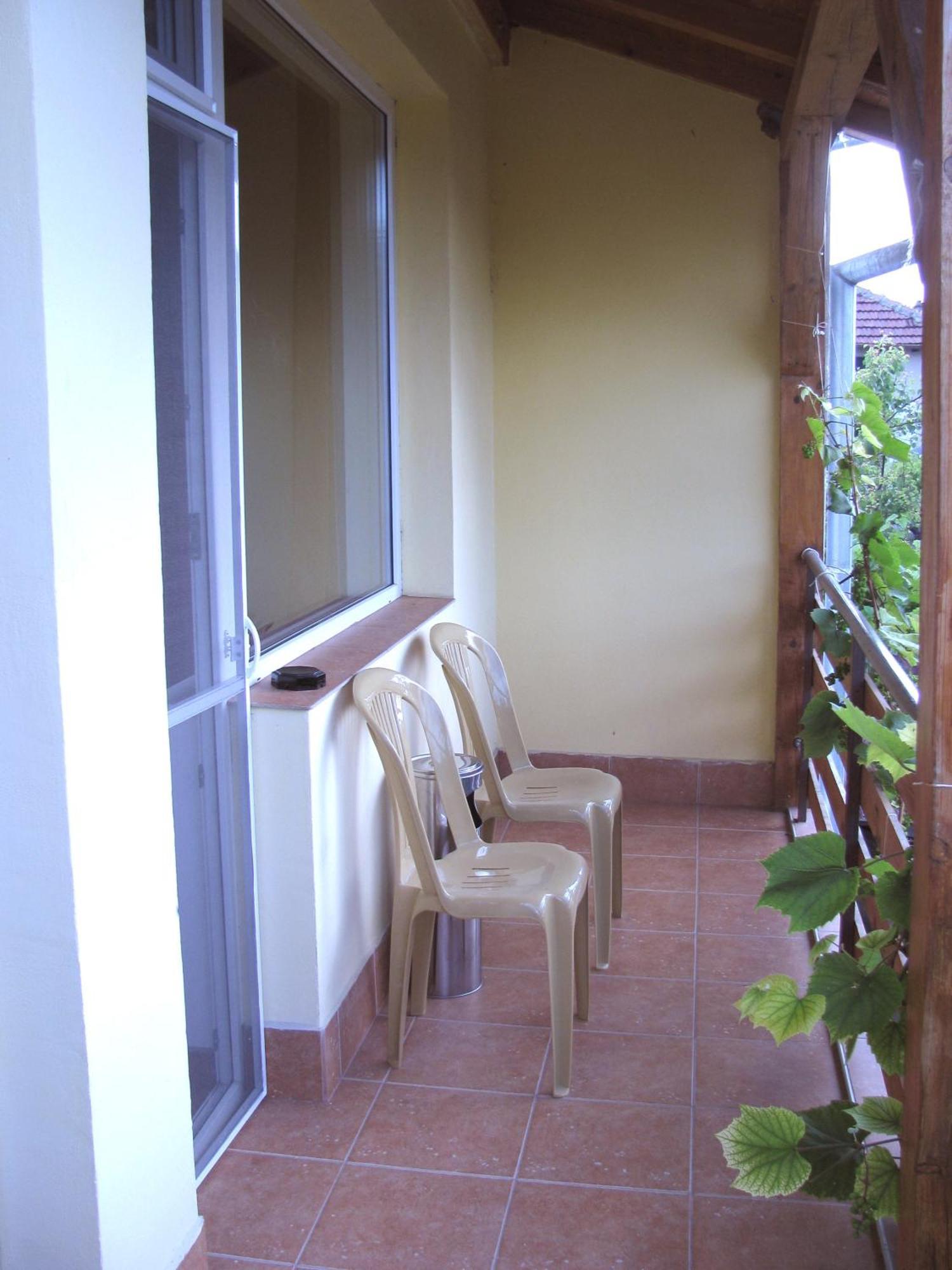 Guest House Familia Samovodene Εξωτερικό φωτογραφία